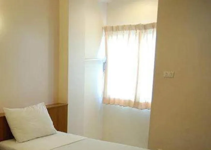 Hotel Rambuttri House